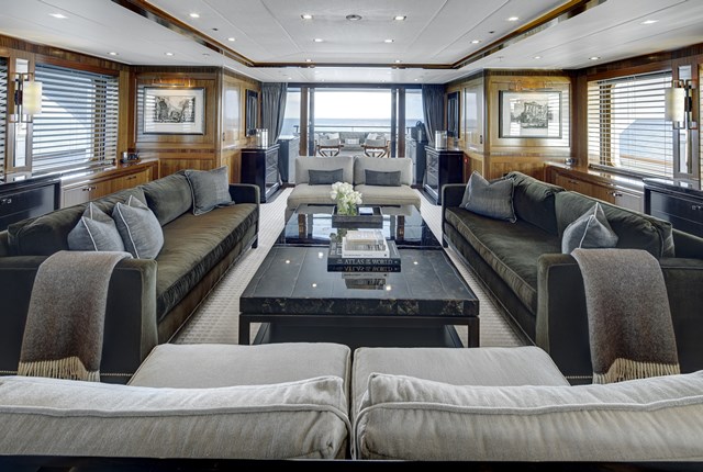 Alloy Yachts CaryAli Saloon