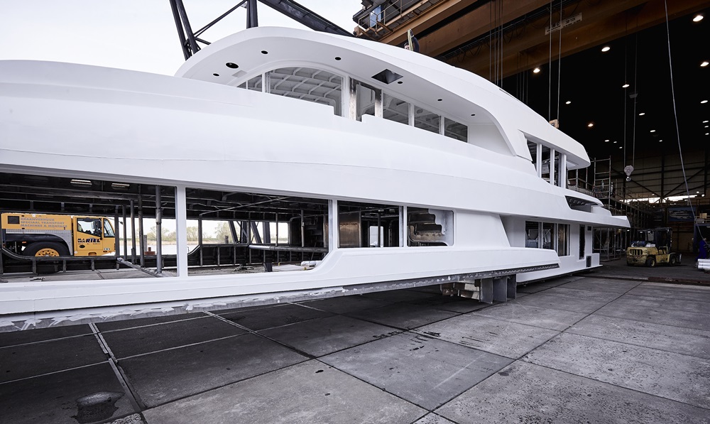 Moonen Martinique superstructure