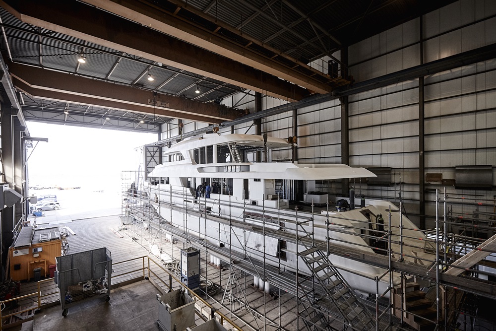 Moonen Martinique superstructure