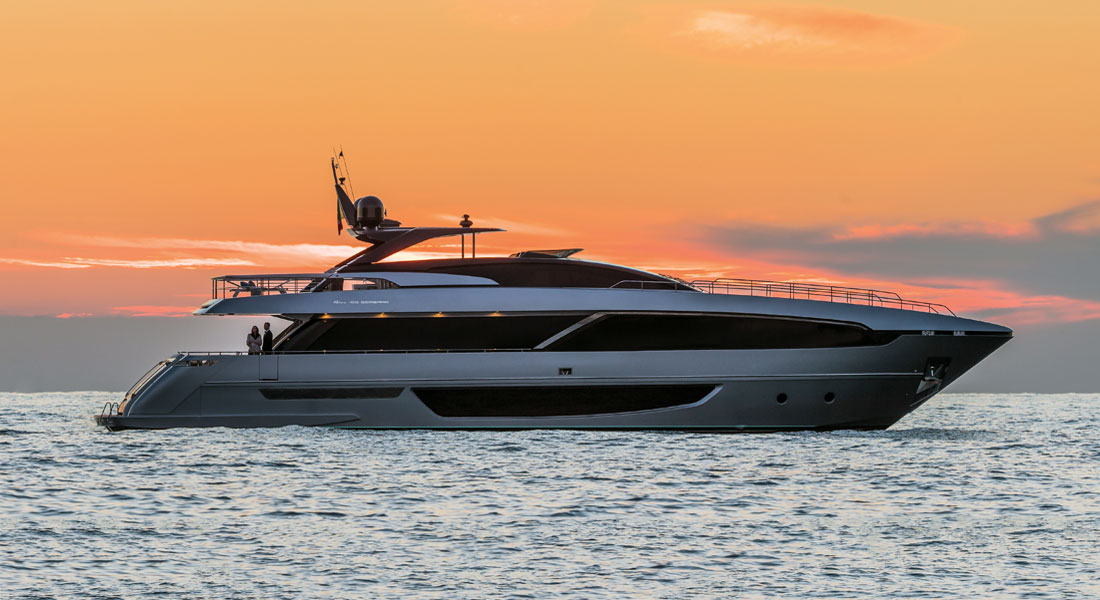 Riva 100 Corsaro megayacht