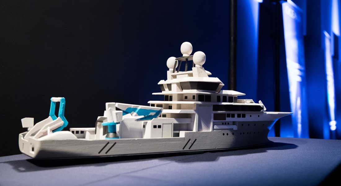 Alucia2 megayacht