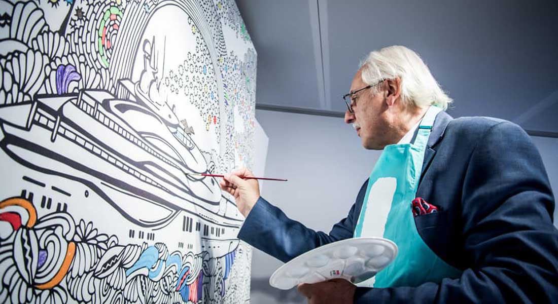 Lurssen online art auction megayacht