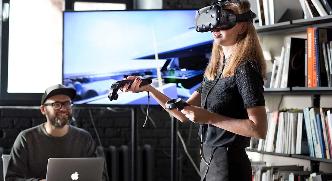 Anchor-VR demonstration of virtual reality program for a megayacht owner