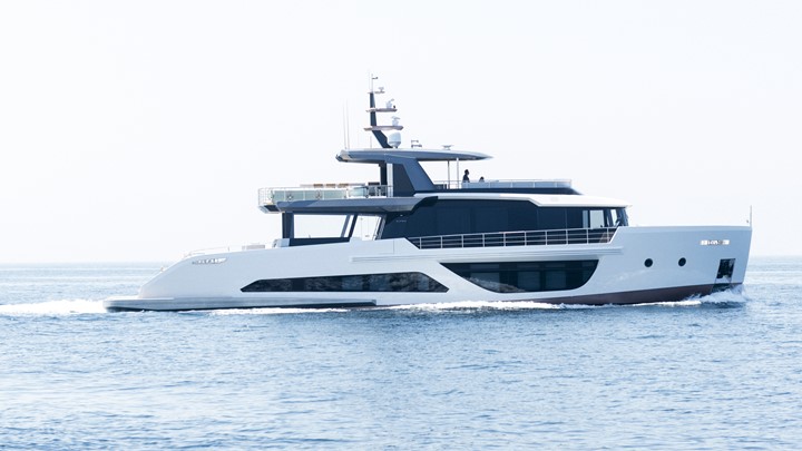 the Alpha Spritz 102 megayacht has styling by Giorgio Cassetta