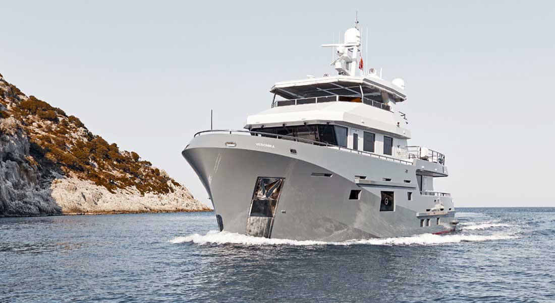 the Bering 77 Veronika megayacht is heading to Australia