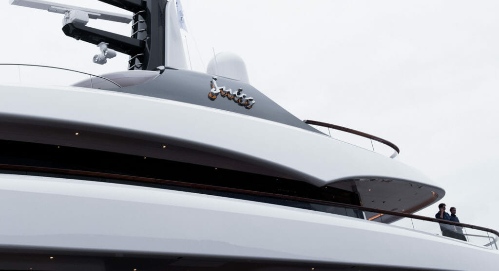 the Feadship Juice is a megayacht belonging to an avid art collector