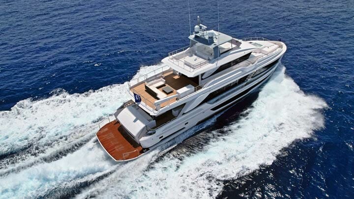 the Horizon FD 110 hull number 1 superyacht