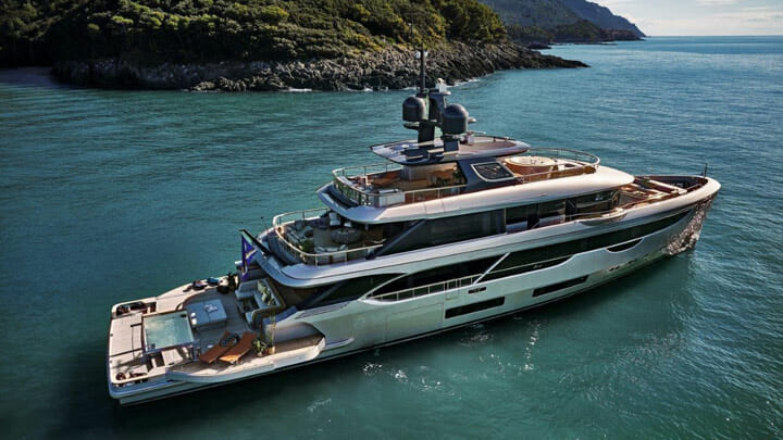 SeaNet has 2 shares left in the Benetti Oasis 40M superyacht