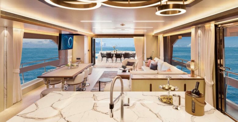 megayacht hull 8 of the Horizon FD80 for the American market