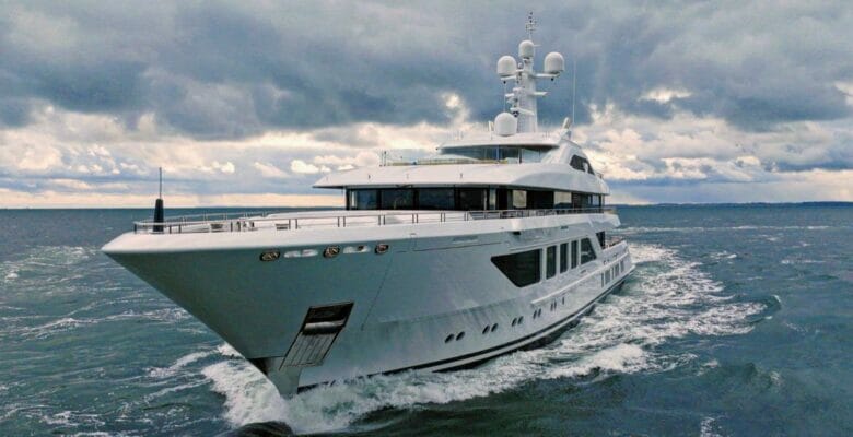 the Miza yacht sea trials; she's now the Nobiskrug yacht Amoa