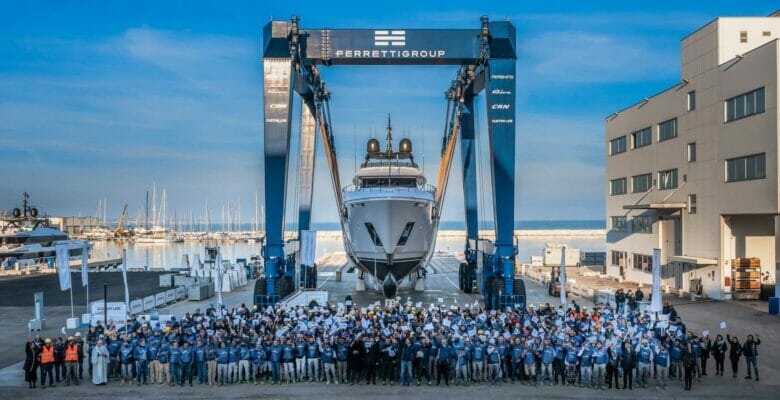 the Custom Line motoryacht Regina