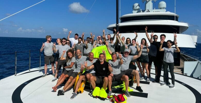 the yacht Victorious rescued sailors of a capsized catamaran