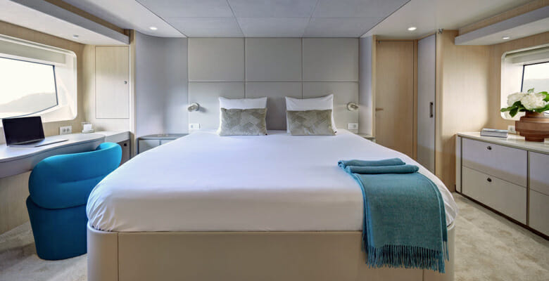 the Dutch Falcon yacht from Van der Valk Shipyard