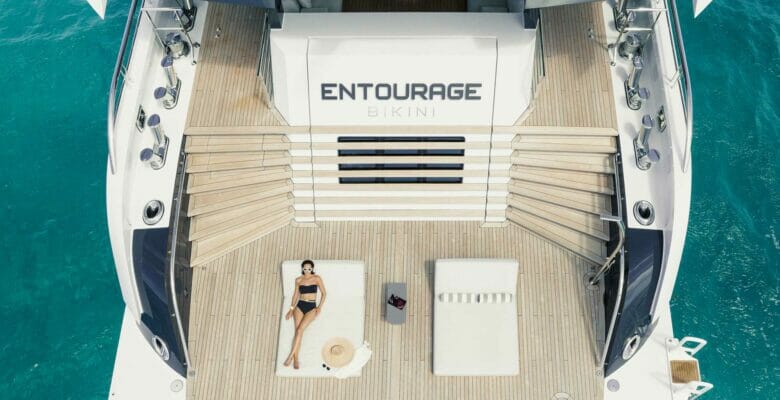 the Amels Entourage is an Amels 60 superyacht