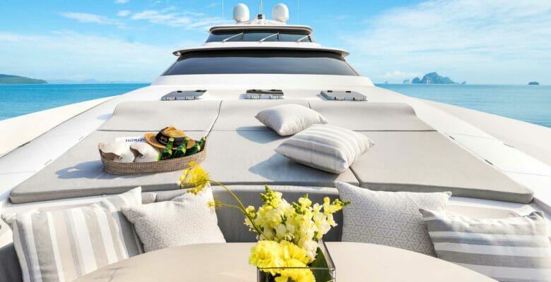 the Horizon RP125 yacht Vin Xan