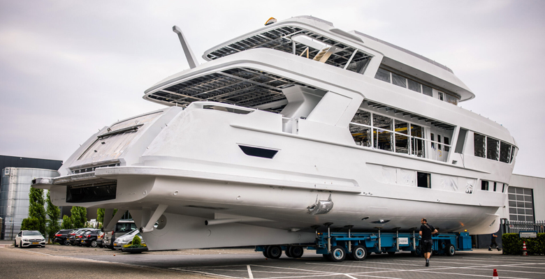 the yacht Project 111.11