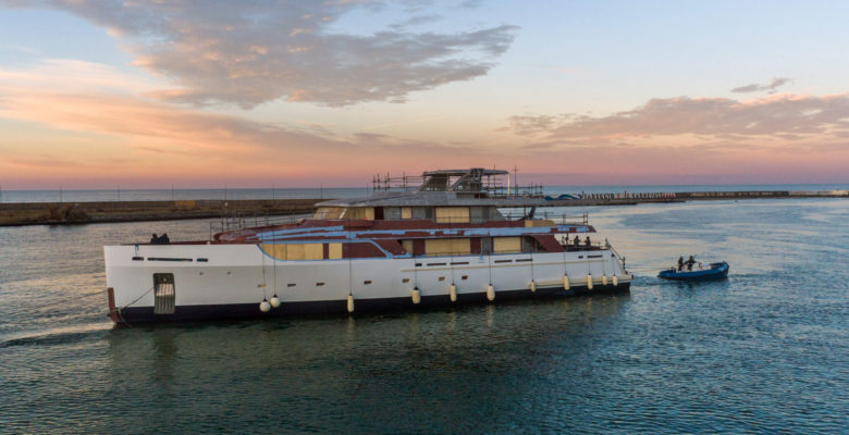the Codecasa C124 yacht, a.k.a. the yacht Gioia