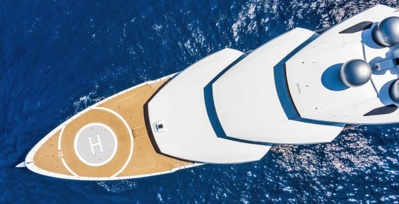 the auction of the yacht Amadea is being contended