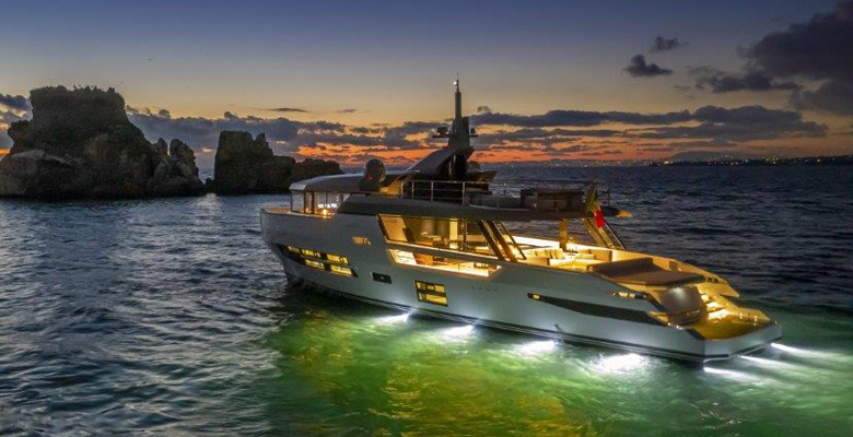 Arcadia Yachts Sherpa 80 LX