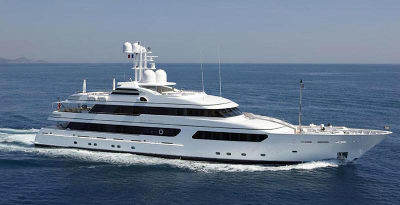 horse-themed superyachts include Hurricane Run