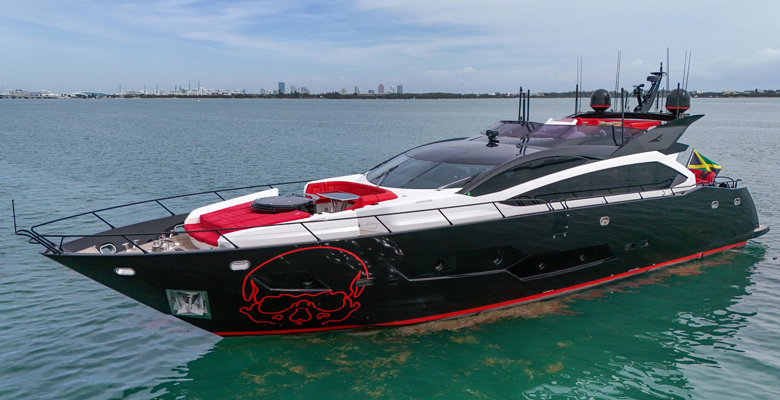 celebs summering on superyachts like Matzu
