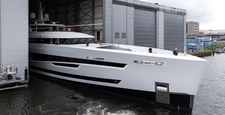 the owners of the yacht Santosha bought it in 2023