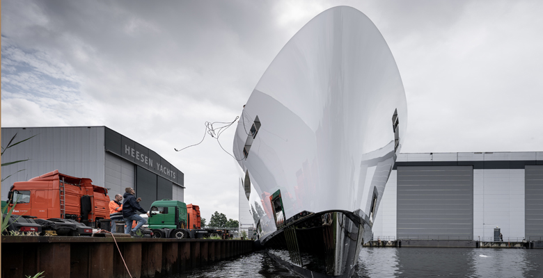 the owners of hte yacht Santosha built a Dutch yacht