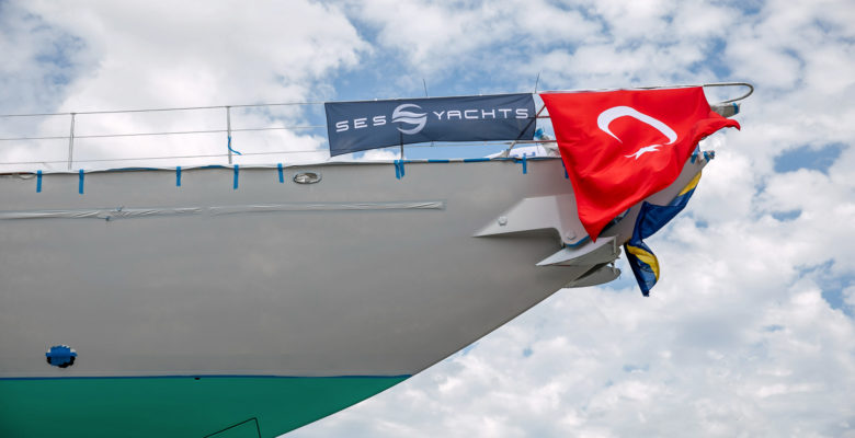 the bow of the yacht Linnea Aurora