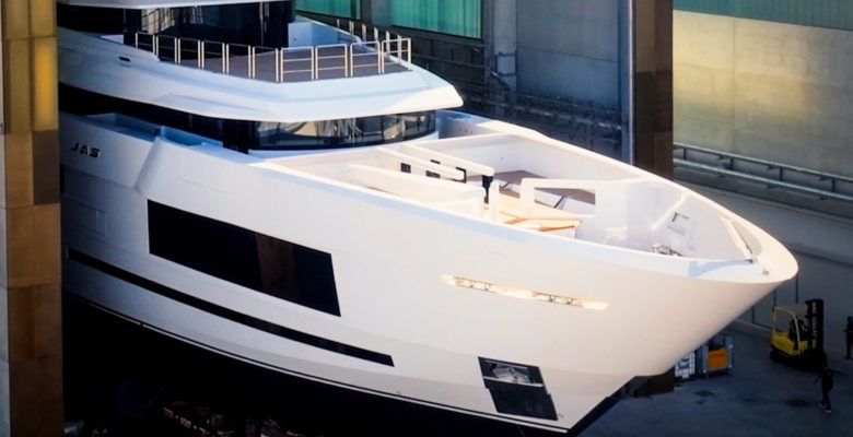 the Admiral 67M yacht Jas launch