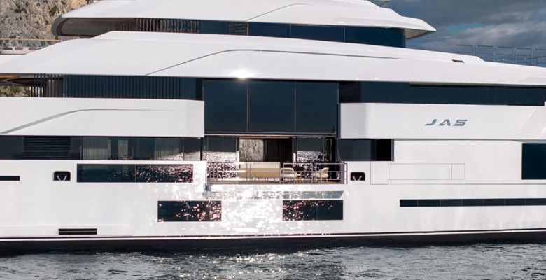 the Admiral yacht Jas