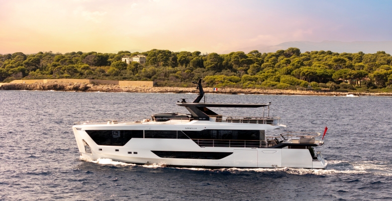 the Numarine 30XP yacht Minella
