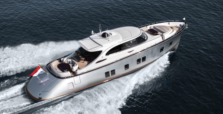 Zeelander 8 yacht series hull 1