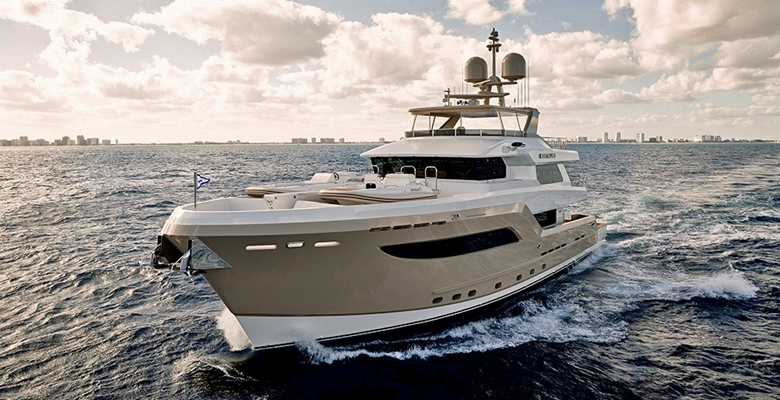Burger yacht Northland