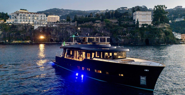 the yacht Gipsy VI, from Apremare