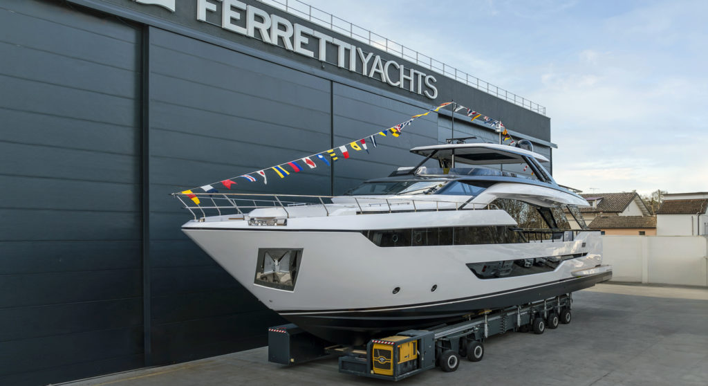 Ferretti Yachts 940 yacht hull 1