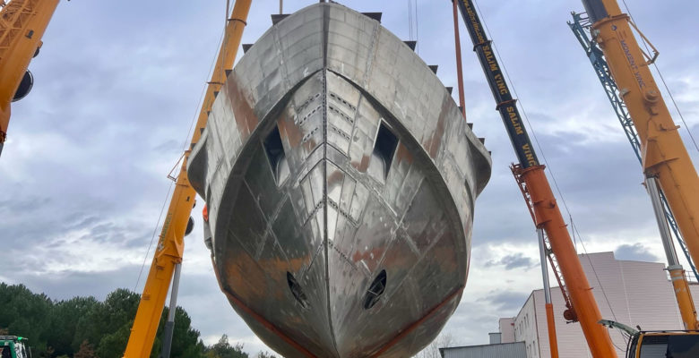 GX Superyachts GX42 yacht hull