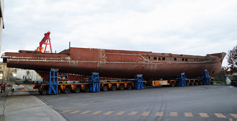 Mengi Yay NL 50 Plus yacht hull