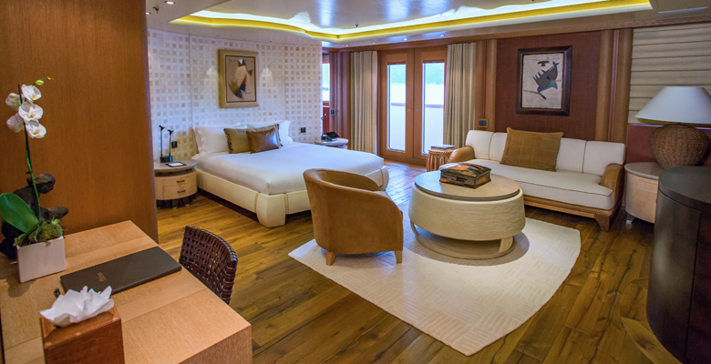 Lurssen yacht Pelorus guest stateroom