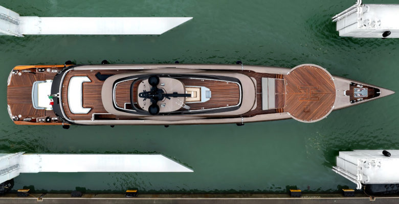 yacht Raja² launch