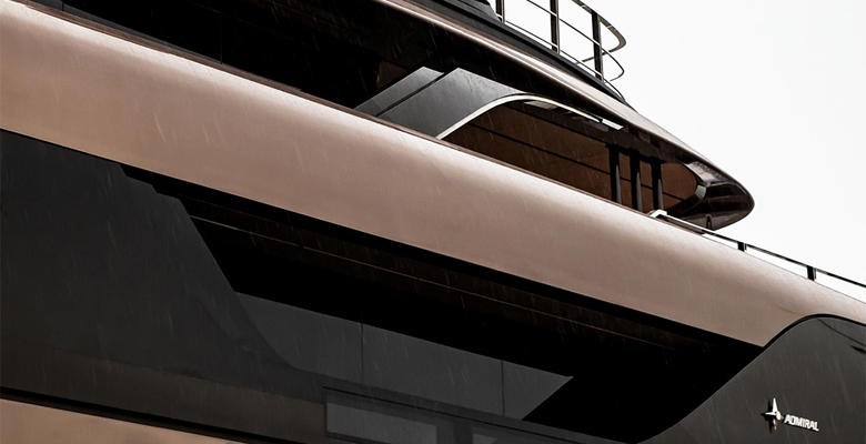 yacht Raja² launch