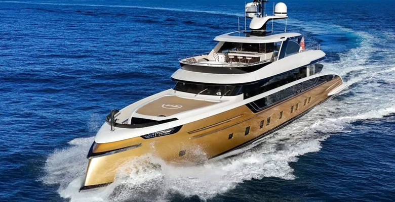 court ordered auction of Stefania concludes