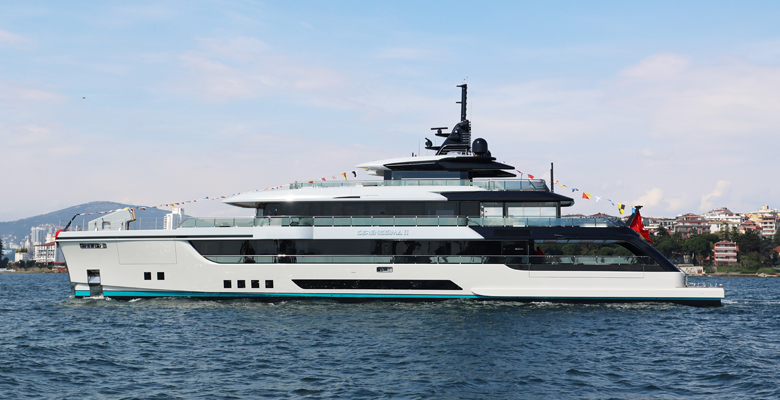 yacht Serenissima II launch