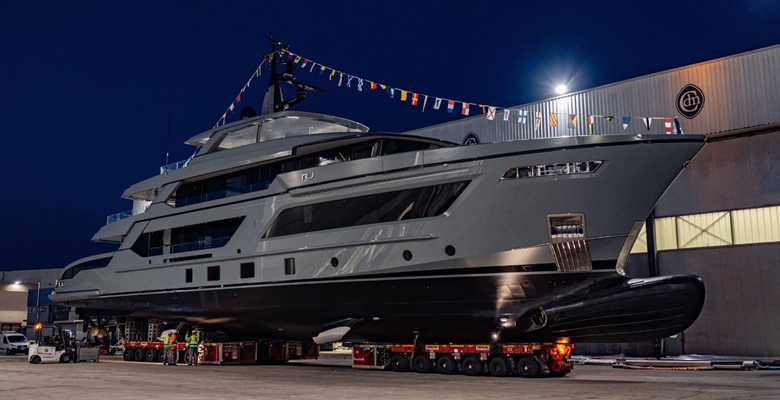 CdM RJ155 yacht RJ launch