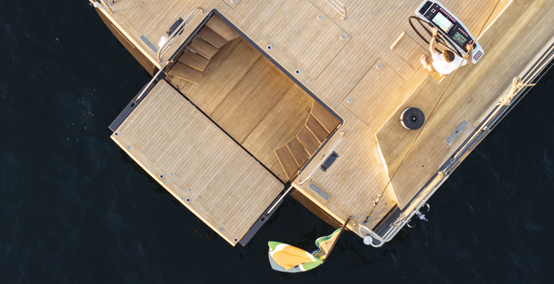 beach area on the yacht Kiboko 4