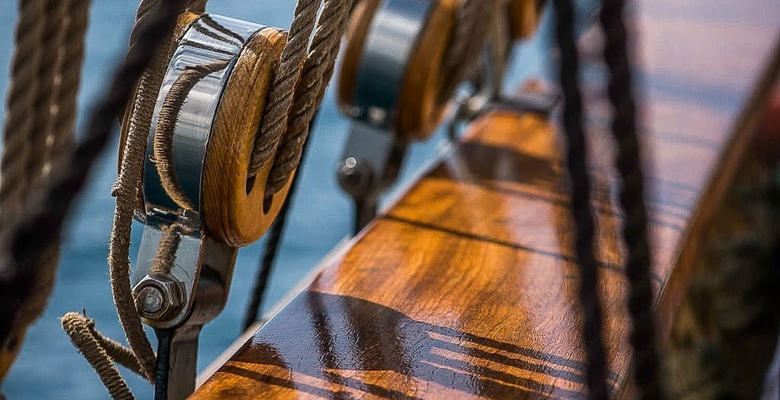 sailing yacht Arktos for auction