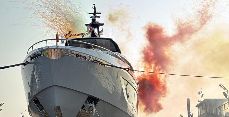 yacht Ocean Angel launch