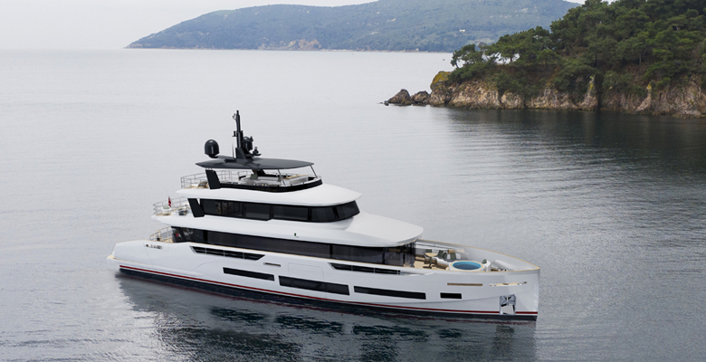 Sirena 118 yacht