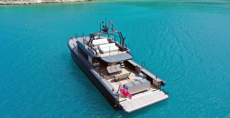 Vandal 60 Chase boat