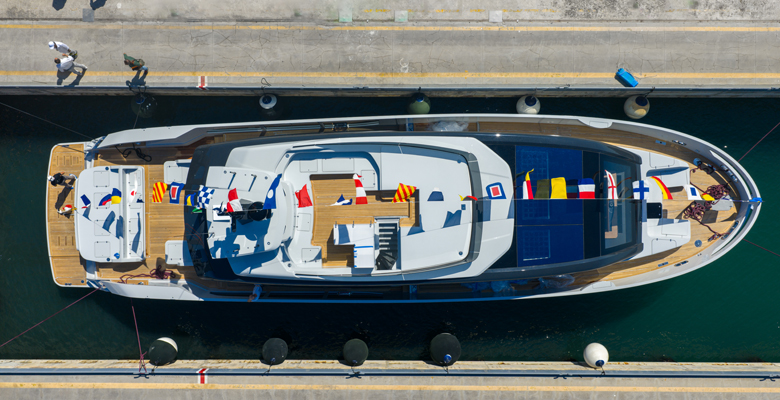 Extra X90 Fast yacht Ivanova launch