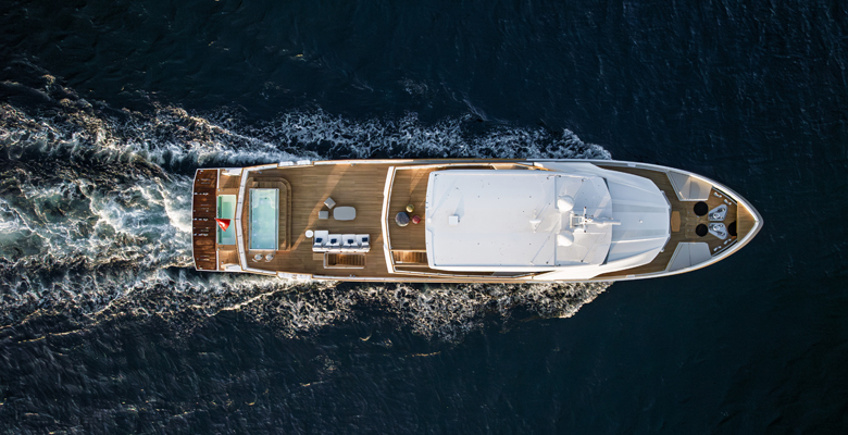 yacht Miouch